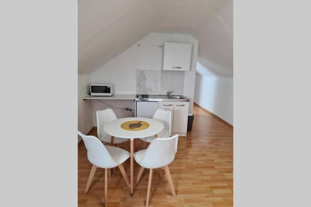 BernissartAu Petit Ravel Loft Cosy Au Coeur De La Nature公寓 外观 照片